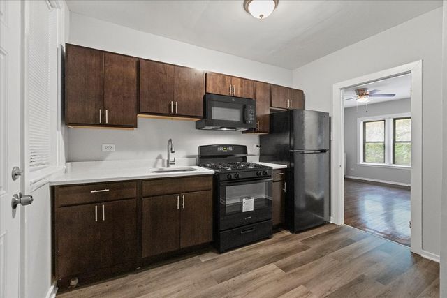 6700 S Merrill Avenue 1W, Chicago, IL 60649