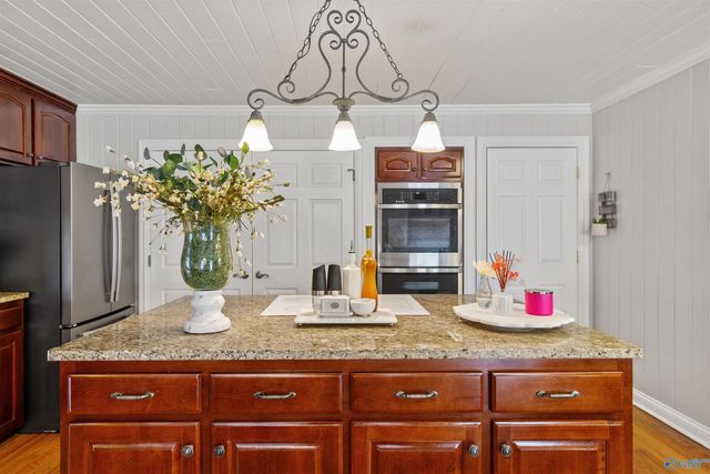 7485 Moores Mill Road, Huntsville, AL 35811