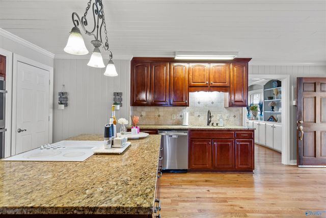 7485 Moores Mill Road, Huntsville, AL 35811