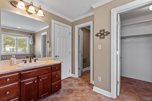 7485 Moores Mill Road, Huntsville, AL 35811