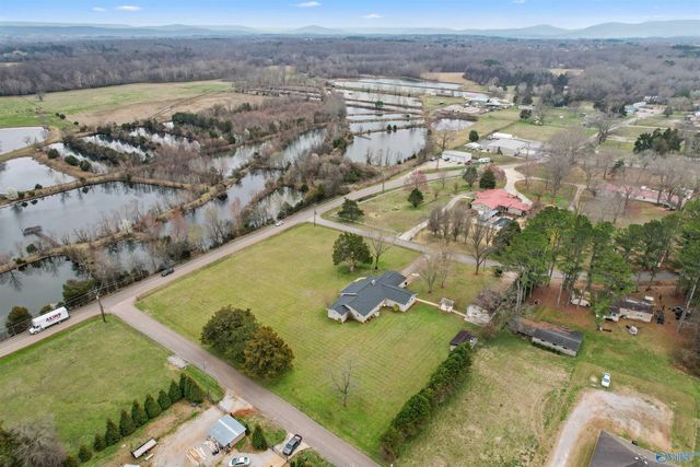 7485 Moores Mill Road, Huntsville, AL 35811