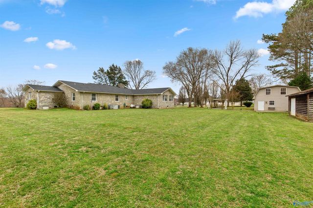 7485 Moores Mill Road, Huntsville, AL 35811