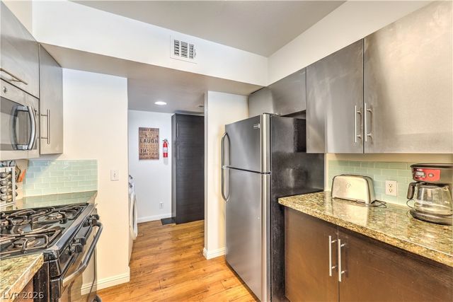 2838 Dawn Crossing Drive, Henderson, NV 89074