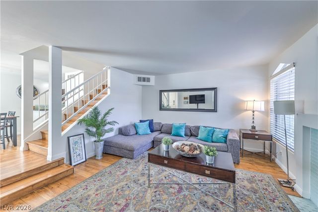 2838 Dawn Crossing Drive, Henderson, NV 89074