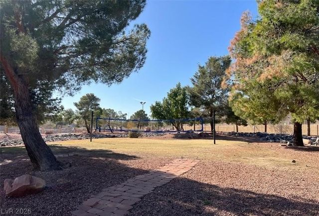 2838 Dawn Crossing Drive, Henderson, NV 89074