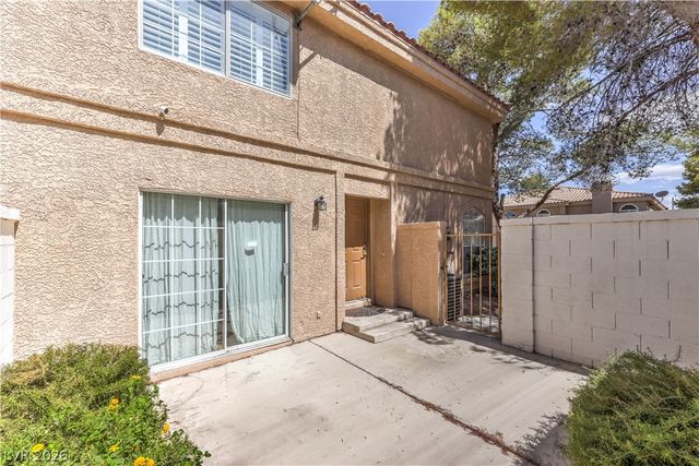 2838 Dawn Crossing Drive, Henderson, NV 89074