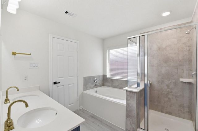 10433 Russell Pines Drive, Rosharon, TX 77583
