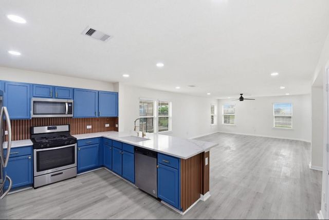 10433 Russell Pines Drive, Rosharon, TX 77583