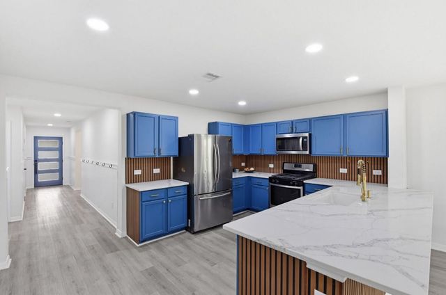 10433 Russell Pines Drive, Rosharon, TX 77583