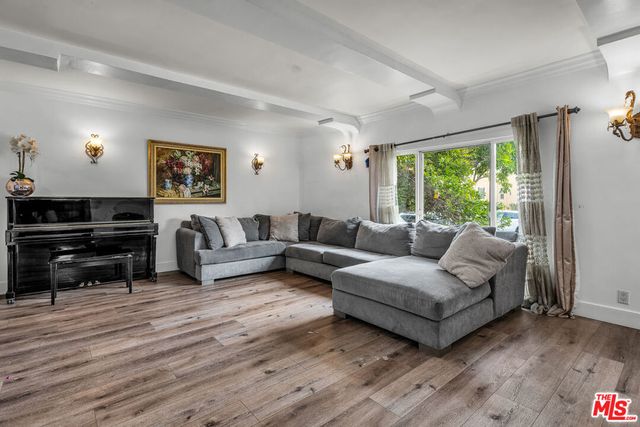 449 N Ogden Drive, Los Angeles, CA 90036