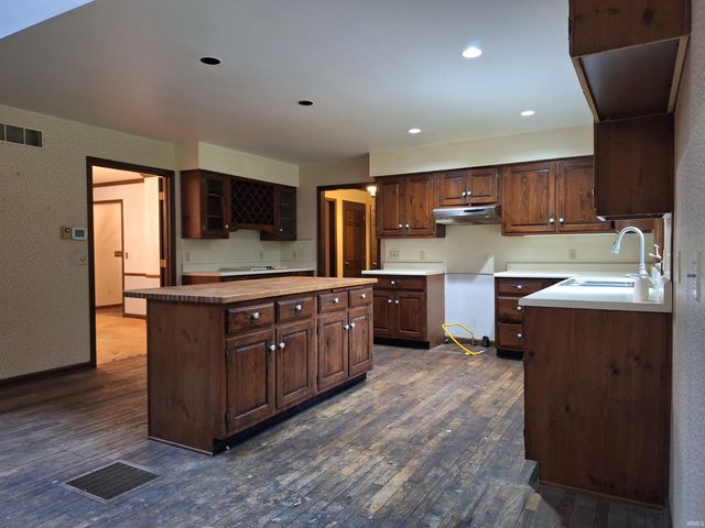 2209 Timberbrook Trail, Fort Wayne, IN 46845