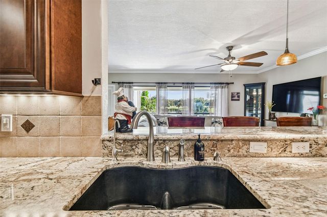 36750 US HIGHWAY 19 N 04216, Palm Harbor, FL 34684