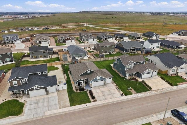 602 SOLOMON CT, Rapid City, SD 57703