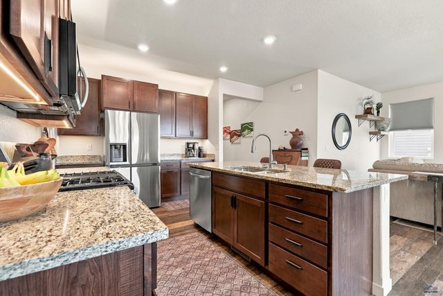 602 SOLOMON CT, Rapid City, SD 57703
