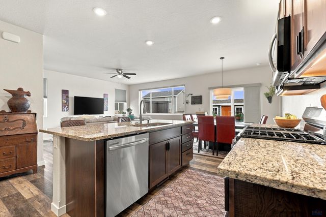 602 SOLOMON CT, Rapid City, SD 57703