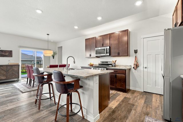 602 SOLOMON CT, Rapid City, SD 57703
