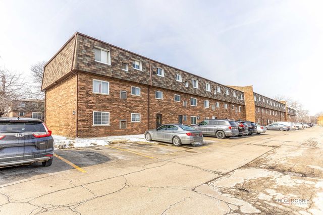 9396 Bay Colony Drive 1S, Des Plaines, IL 60016