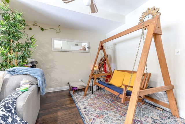 9396 Bay Colony Drive 1S, Des Plaines, IL 60016