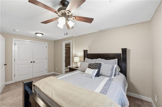 6015 N Ames Avenue, Kansas City, MO 64151