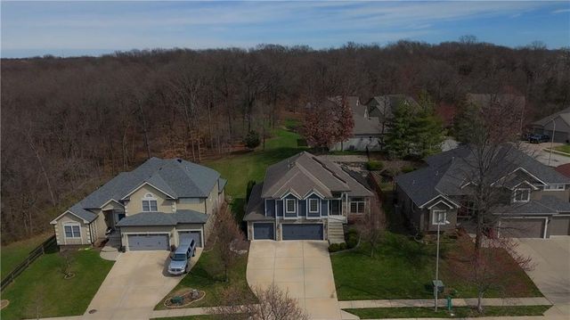 6015 N Ames Avenue, Kansas City, MO 64151