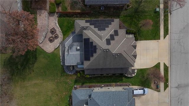 6015 N Ames Avenue, Kansas City, MO 64151