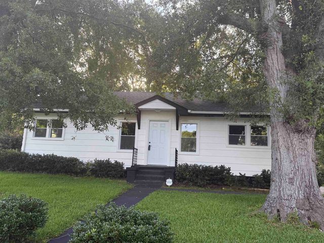 207 South Carolina Avenue, Spartanburg, SC 29306