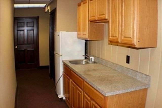2 Crane Park Drive East, Wilbraham, MA 01095