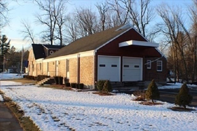 2 Crane Park Drive East, Wilbraham, MA 01095
