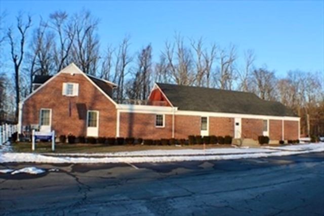2 Crane Park Drive East, Wilbraham, MA 01095