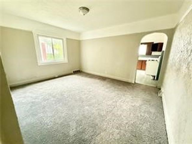 864 Vankirk St, Clairton, PA 15025