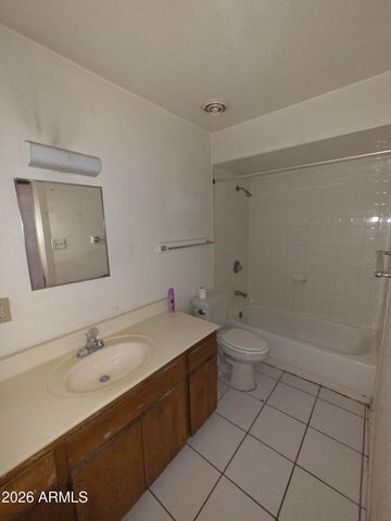 5210 W WINDSOR Avenue, Phoenix, AZ 85035