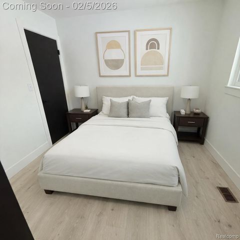 37319 Jerome Drive, Sterling Heights, MI 48312