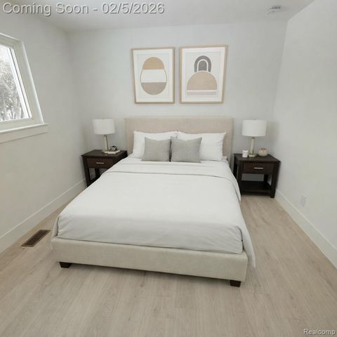 37319 Jerome Drive, Sterling Heights, MI 48312