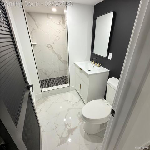 37319 Jerome Drive, Sterling Heights, MI 48312