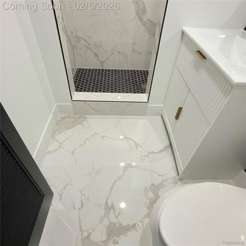 37319 Jerome Drive, Sterling Heights, MI 48312