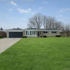 37319 Jerome Drive, Sterling Heights, MI 48312