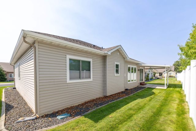 14325 E Cloverdale Ln, Spokane Valley, WA 99216