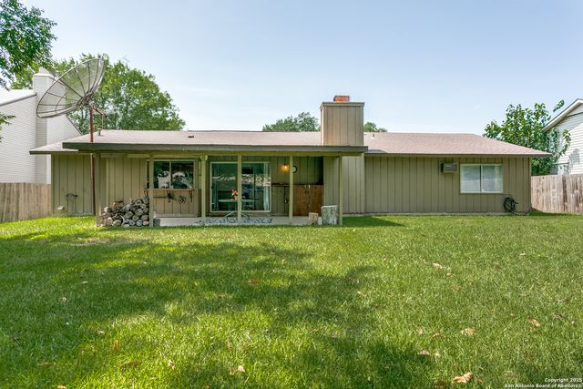 5830 Oak Run St., San Antonio, TX 78233
