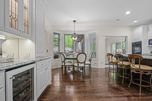 1711 Little Crow Drive, South Saint Paul, MN 55075