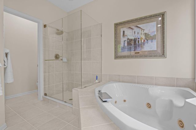 1711 Little Crow Drive, South Saint Paul, MN 55075