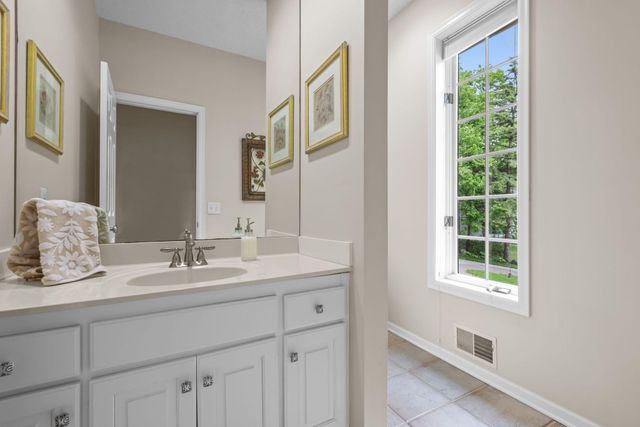 1711 Little Crow Drive, South Saint Paul, MN 55075