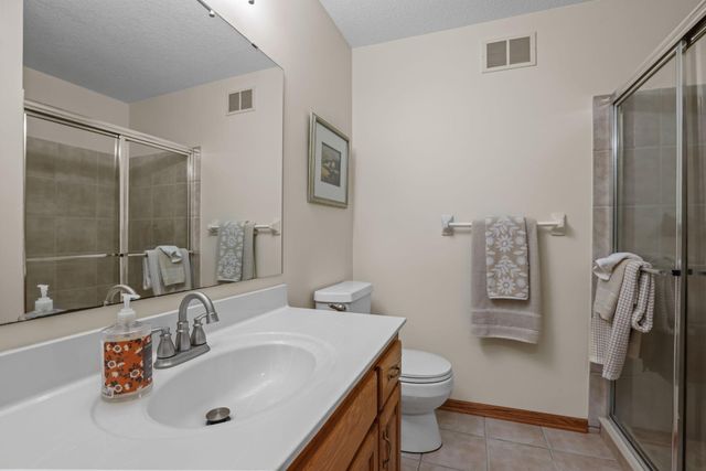 1711 Little Crow Drive, South Saint Paul, MN 55075