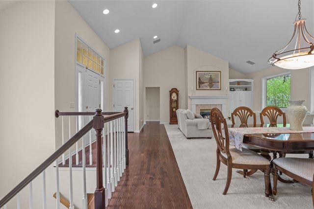 1711 Little Crow Drive, South Saint Paul, MN 55075