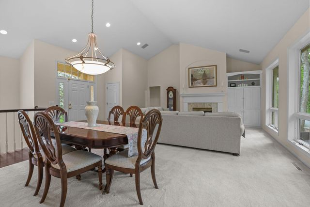 1711 Little Crow Drive, South Saint Paul, MN 55075