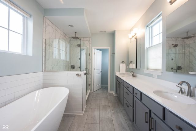 15448 Heatherbank Drive, Westfield, IN 46074