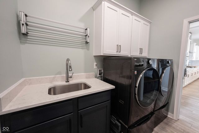 15448 Heatherbank Drive, Westfield, IN 46074