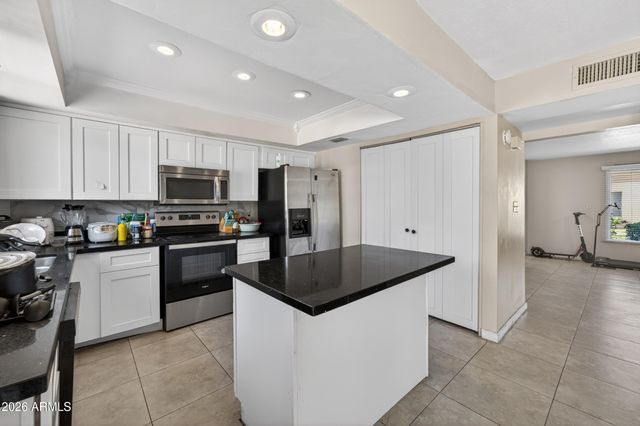 3941 S MILL Avenue, Tempe, AZ 85282