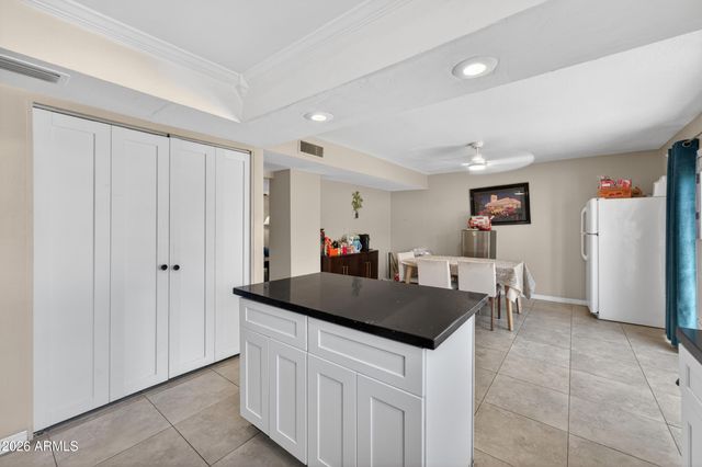 3941 S MILL Avenue, Tempe, AZ 85282