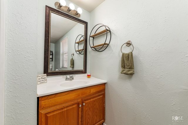 408 Murrell Avenue, Ballinger, TX 76821