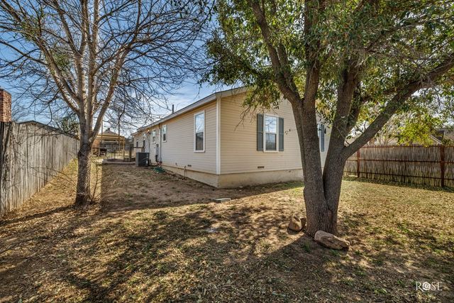 408 Murrell Avenue, Ballinger, TX 76821